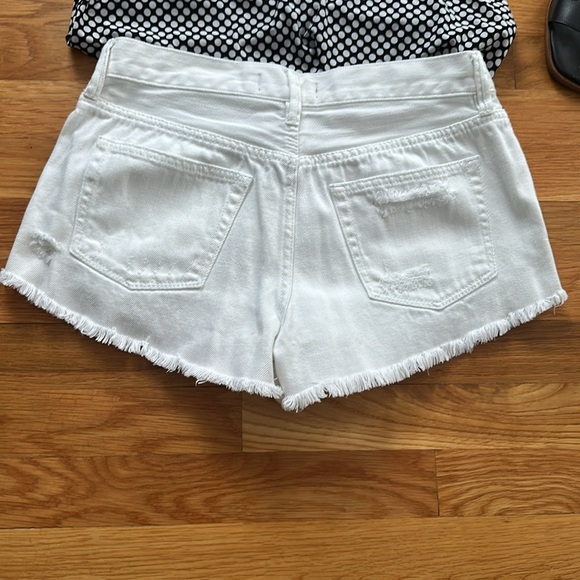 We the free, size 26, white cut off button fly shorts - Picture 7 of 11